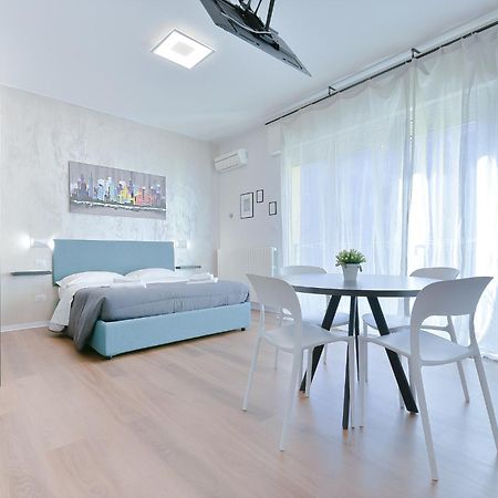 Apartamento Taron House - Bologna Center Station & Fiera Exterior foto